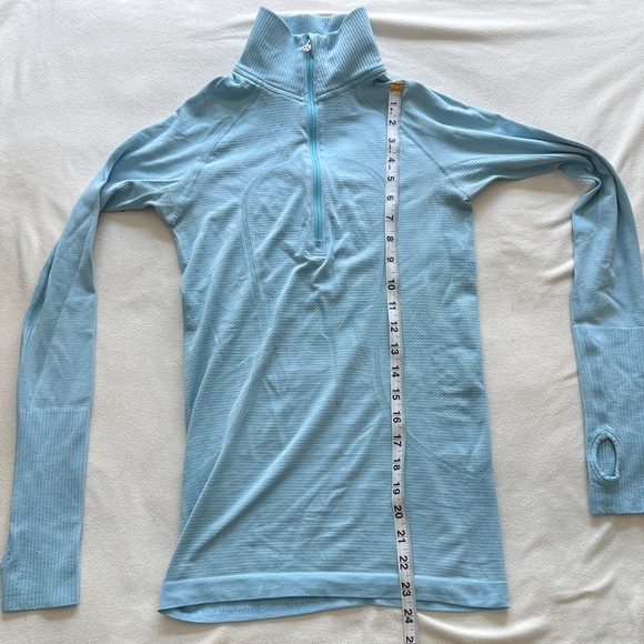lululemon Light Blue Women's Top - Picture 7 of 9